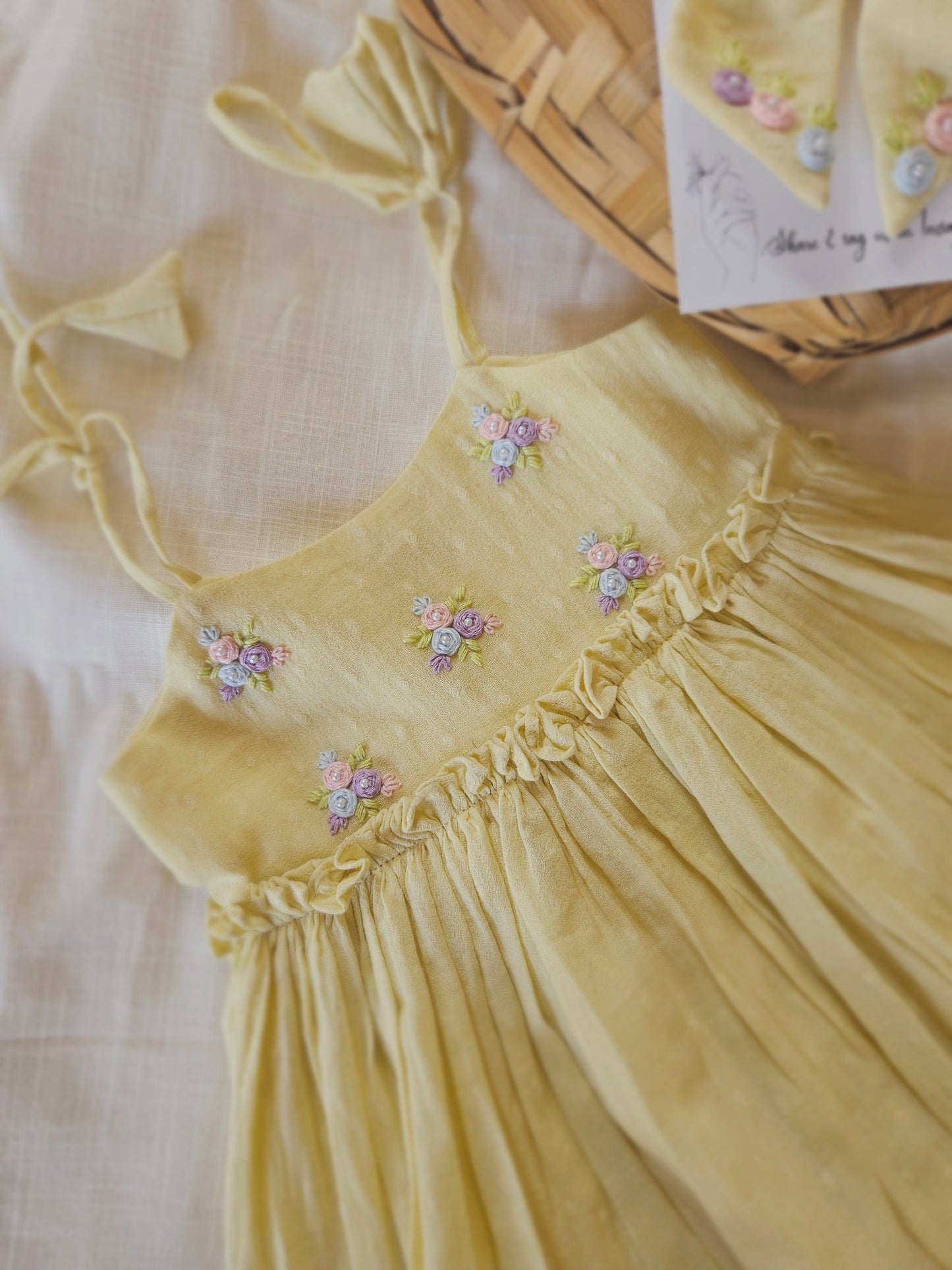The yellow charmer