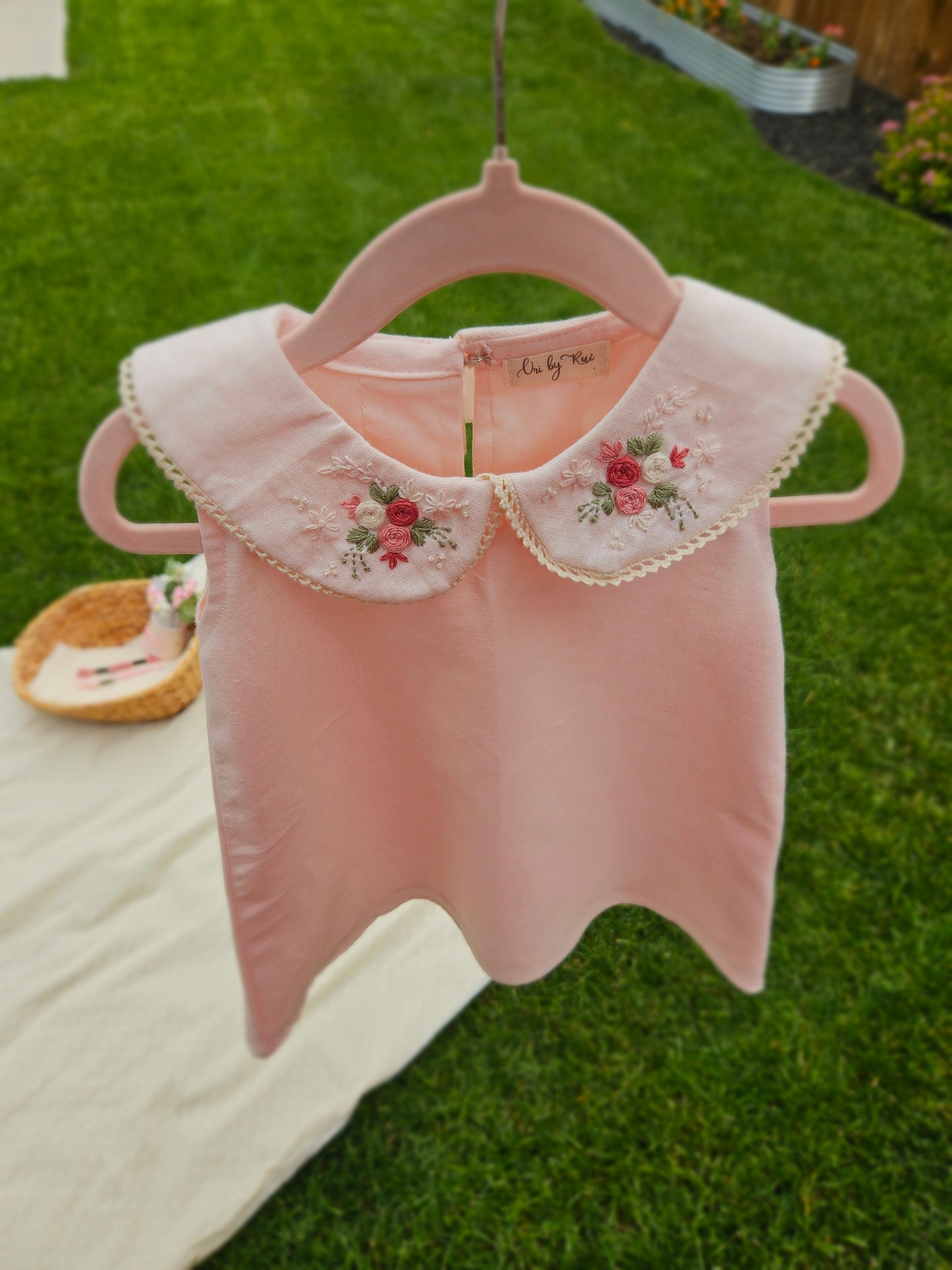 Rosy whisper